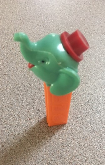 Elephant w Flat Hat (Aqua)