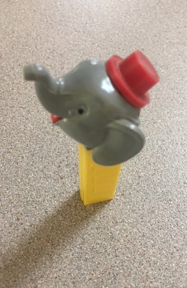 Elephant w Flat Hat (Gray)