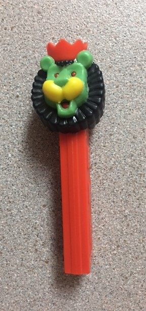 Lion with Crown (Light Green)